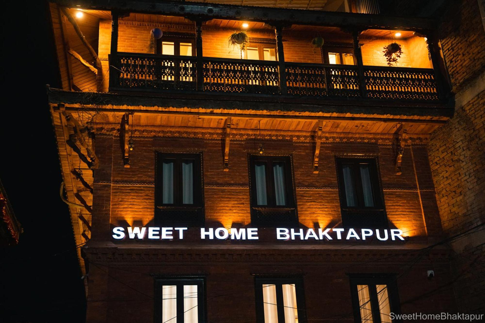 Hotel Sweet Home Bhatgoan Exteriör bild